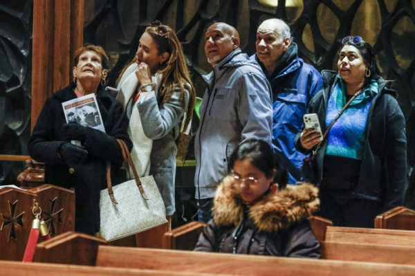 Chicago reacts with surprise, excitement to local priest's ascension to pope