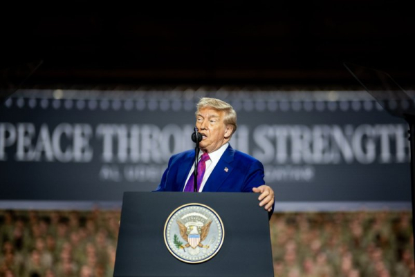 Court allows Trump to stop collective bargaining for thousands of federal workers