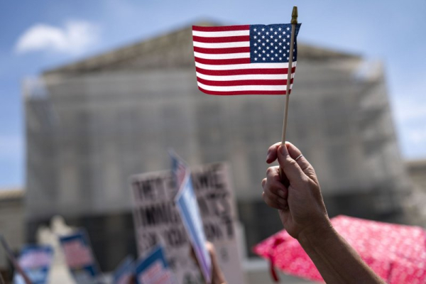 Supreme Court rules Trump can fire 2 agency heads, at least for now Supreme Court rules Trump can fire 2 agency heads, at least for now