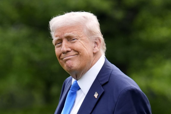 Trump signs executive order to halt funding to PBS, NPR Trump signs executive order to halt funding to PBS, NPR