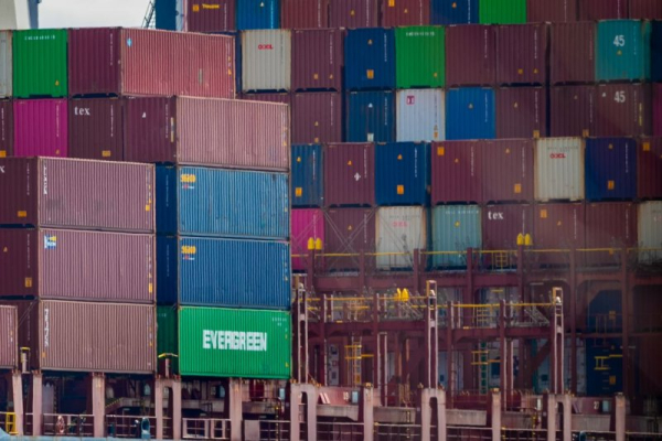 U.S. and China agree to pause most tariffs for 90 days to allow for talks to continue