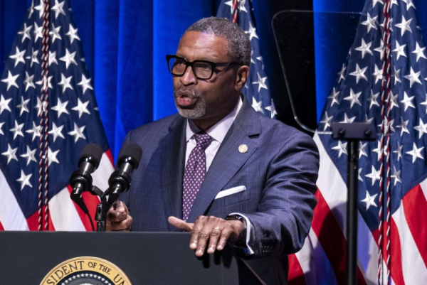 NAACP breaks 116-year tradition, won't invite president to annual convention NAACP breaks 116-year tradition, won't invite president to annual convention