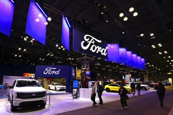 Ford recalls 850K vehicles over faulty fuel pumps Ford recalls 850K vehicles over faulty fuel pumps