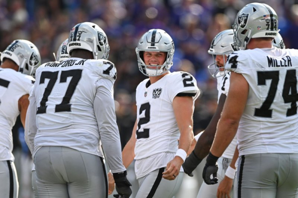 Las Vegas Raiders agree to $66M extension with LT Kolton Miller