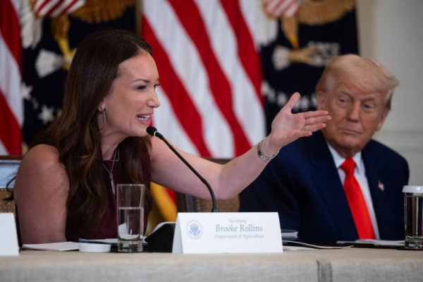Trump admin. moves to block farmland purchases by Chinese