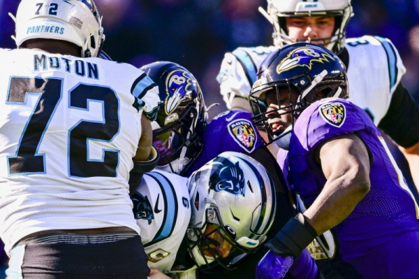 Carolina Panthers sign right tackle Taylor Moton to $44M extension Carolina Panthers sign right tackle Taylor Moton to $44M extension