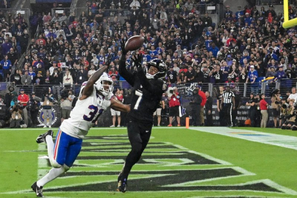 Miami Dolphins, cornerback Rasul Douglas agree to 1-year deal