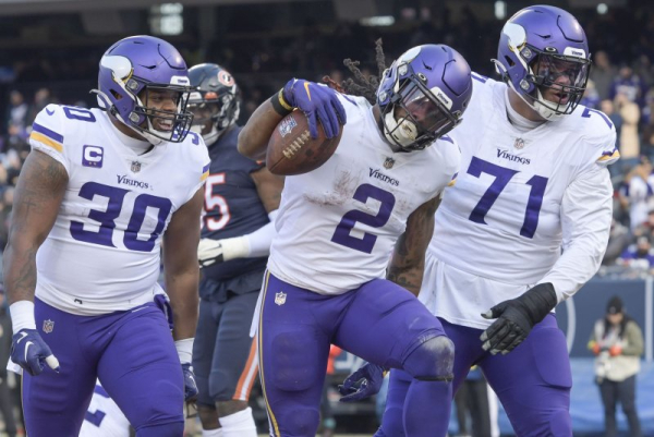 Miami Dolphins RB Alexander Mattison out for season after neck surgery