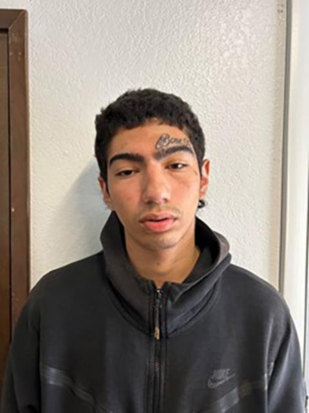 Prisoner escapes escort custody at Seattle airport Prisoner escapes escort custody at Seattle airport