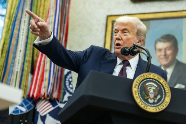 Trump orders new census to exclude those in the U.S. 'illegally'