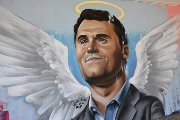 Alleged Charlie Kirk killer 'not cooperating' with authorities Alleged Charlie Kirk killer 'not cooperating' with authorities