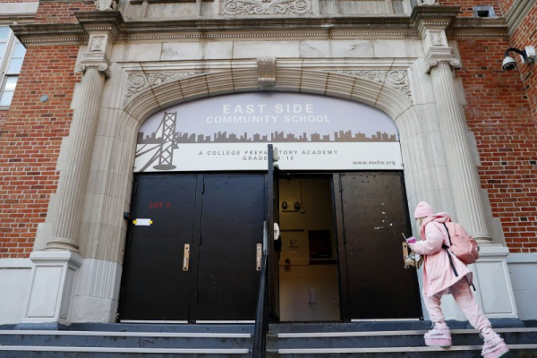 DOE halts funding to three school districts for diversity policies DOE halts funding to three school districts for diversity policies