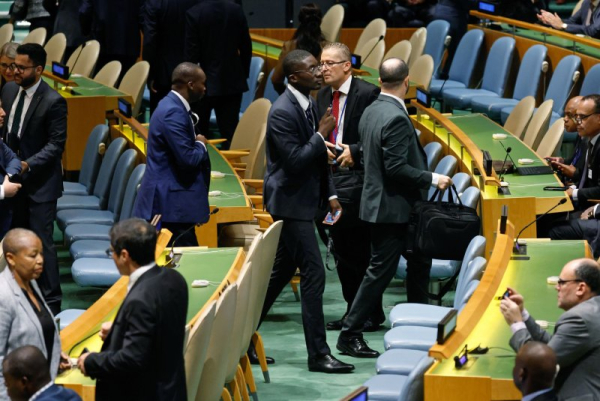 Dozens of delegates walk out ahead of Netanyahu's U.N. speech