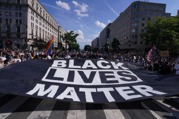 FBI fires agents for kneeling during 2020 BLM protests FBI fires agents for kneeling during 2020 BLM protests