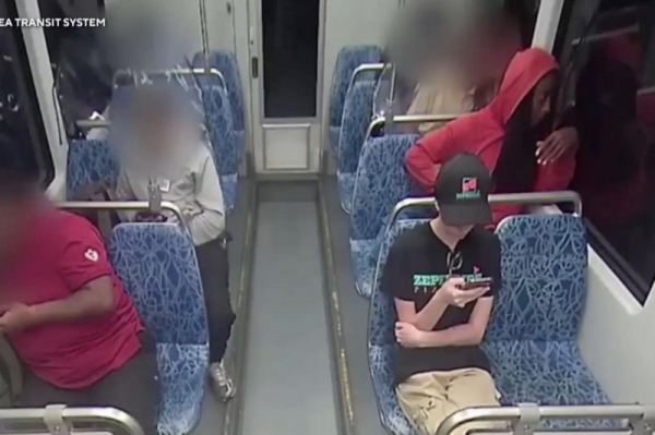 Feds investigate deadly stabbing on North Carolina light rail train