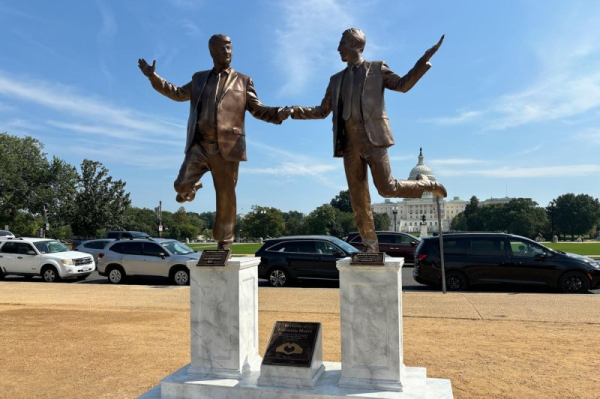National Park Service removes Trump, Epstein friendship statues