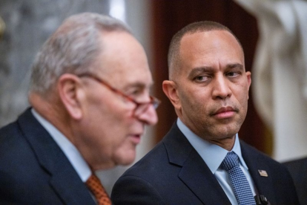 Trump cancels meeting to avert shutdown with Schumer, Jeffries