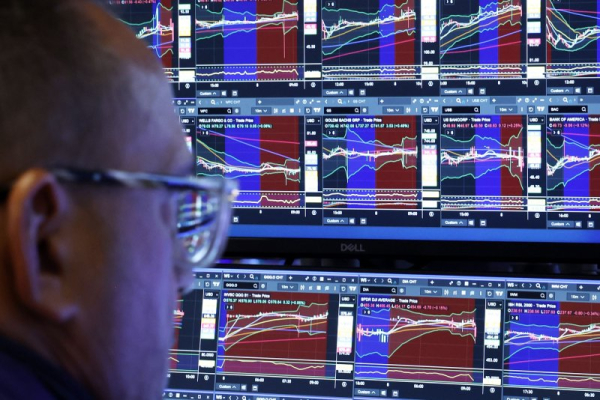 Trump: Companies shouldn't need to report quarterly earnings