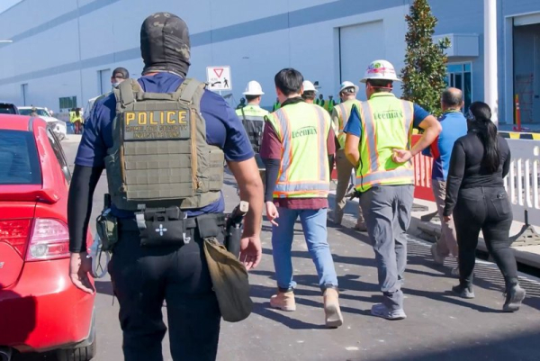 Trump sends warning to foreign companies after Ga. immigration raid Trump sends warning to foreign companies after Ga. immigration raid