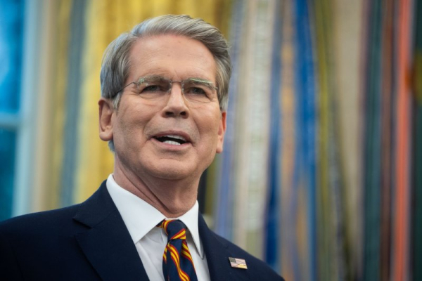 U.S. blacklists 2 Indians selling counterfeit drugs to Americans