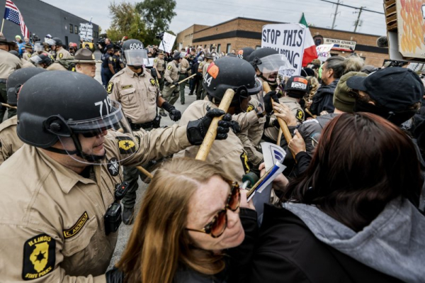Arrests made as protests start early at Chicago-area ICE facility