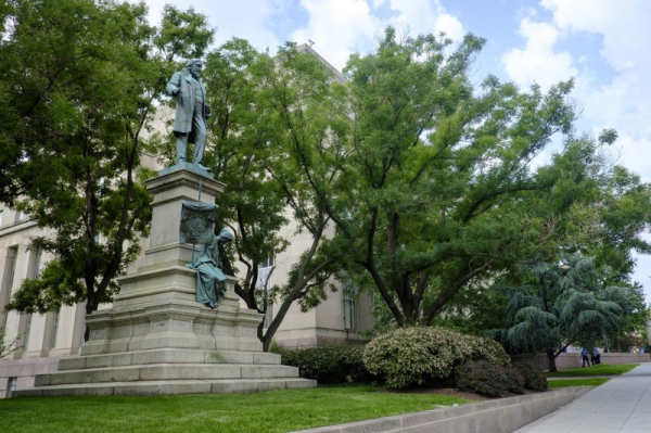 Confederate statue toppled in 2020 reinstalled in D.C.