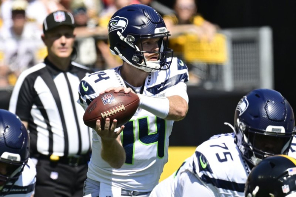 Dowdle, Darnold among fantasy football add/drops for Week 6 Dowdle, Darnold among fantasy football add/drops for Week 6