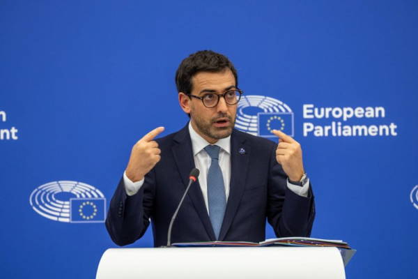 EU to match U.S. steel tariffs, raising angst among U.K. companies