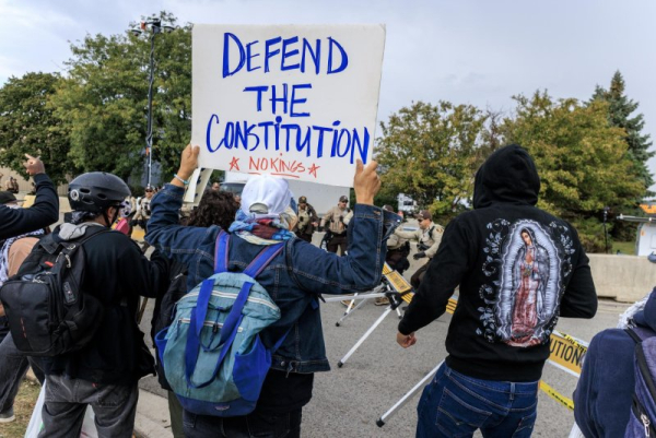 Judge keeps block of National Guard in Chicago before high court decision Judge keeps block of National Guard in Chicago before high court decision