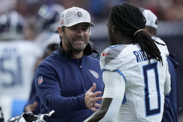 Tennessee Titans fire coach Brian Callahan after 1-5 start
