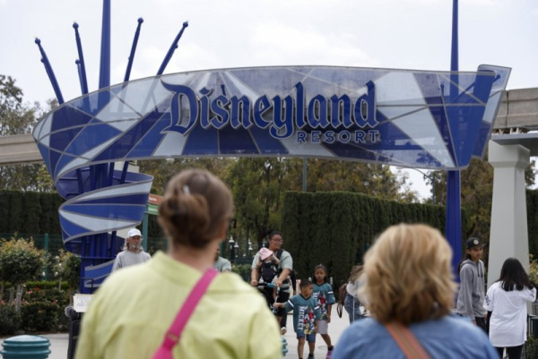 Woman dies after riding Disneyland's Haunted Mansion Holiday attraction