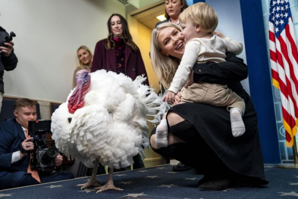 'America-first' pricing at national parks to raise fees for nonresidents