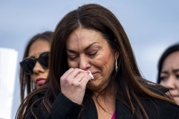 House overwhelmingly votes to release Epstein files