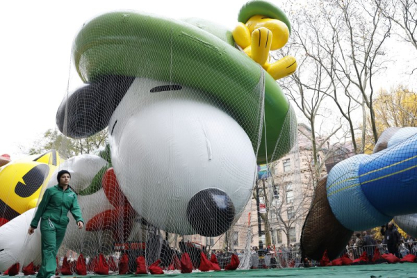 Preparations begin for annual Macy's Thanksgiving Day parade