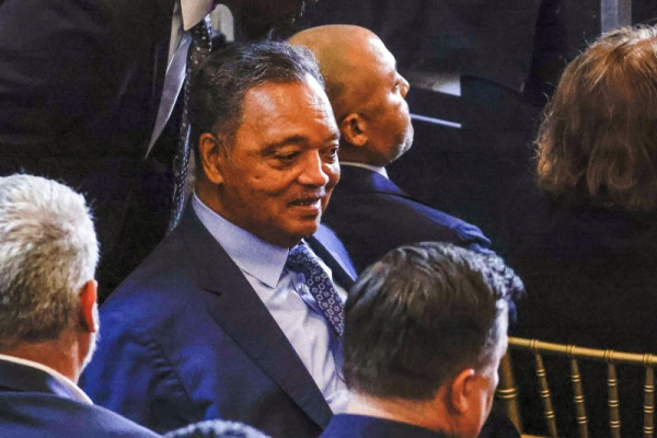 Rev. Jesse Jackson 'not on life support,' family says in update