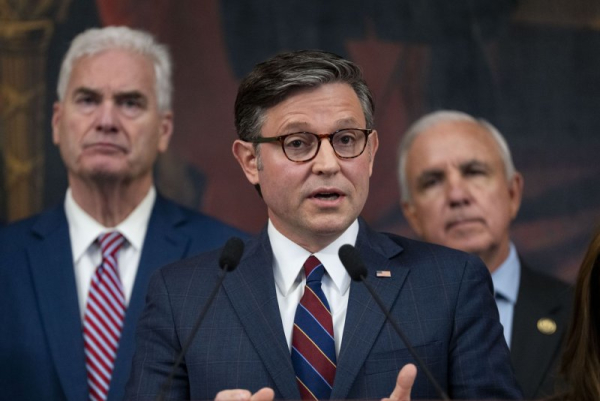 Senate plans series of votes to end record shutdown Senate plans series of votes to end record shutdown