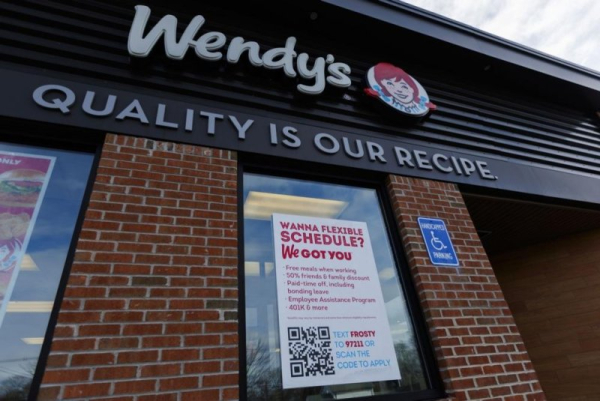 Wendy's to close 300 'underperforming' locations
