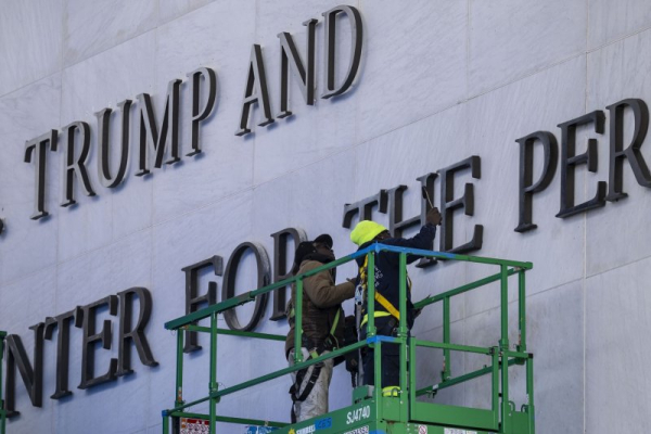 Donald Trump's name appears on 'Kennedy Center for the Performing Arts'