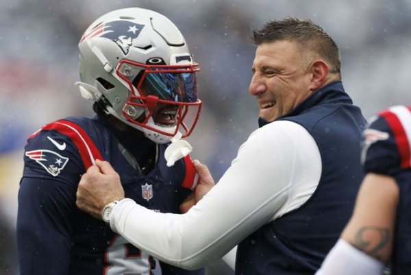 Patriots WR Stefon Diggs faces charges of strangulation, assault Patriots WR Stefon Diggs faces charges of strangulation, assault