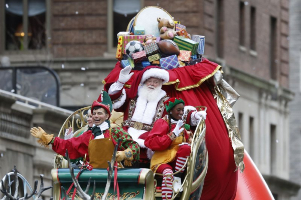 Poll: Americans feeling pinch of holiday spending as prices rise