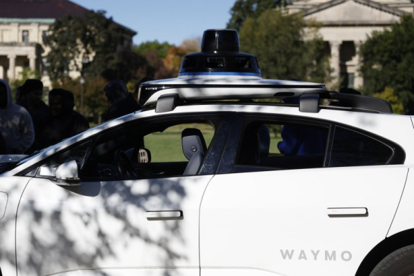 San Francisco blackout spurs Waymo driverless car fleet updates San Francisco blackout spurs Waymo driverless car fleet updates