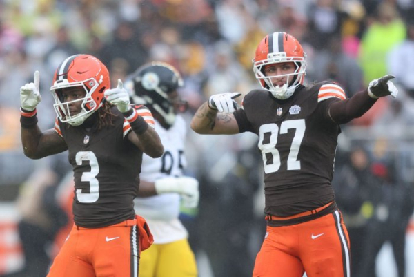 Williams, Washington, Smith among injured in NFL's Week 17 Williams, Washington, Smith among injured in NFL's Week 17