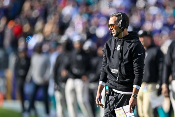 Browns to interview Mike McDaniel for head coach opening Browns to interview Mike McDaniel for head coach opening