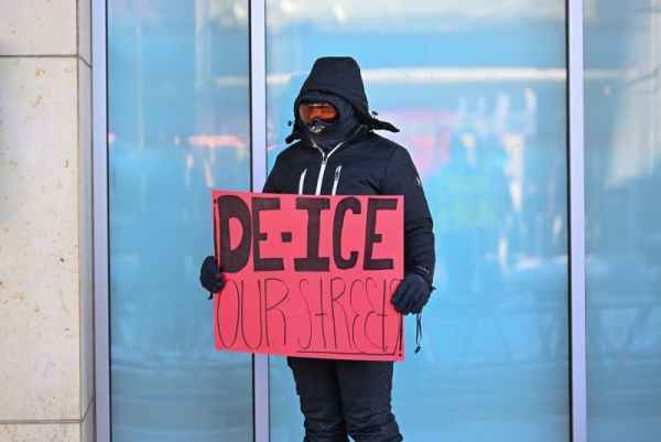 Federal agents shoot, kill second person in Minnesota