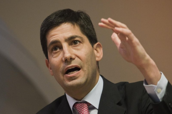 Trump names Kevin Warsh as new Fed chair nominee