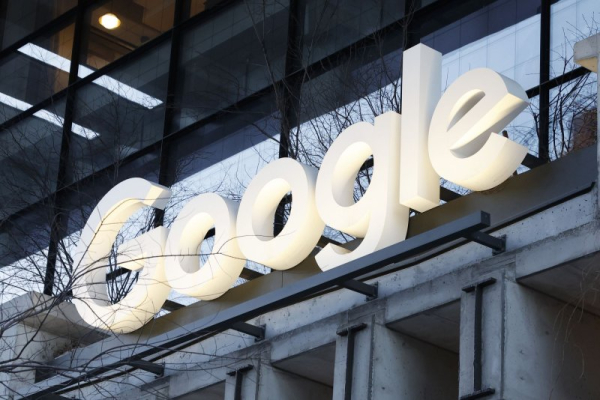 3 indicted for stealing Google, tech companies' trade secrets for Iran 3 indicted for stealing Google, tech companies' trade secrets for Iran