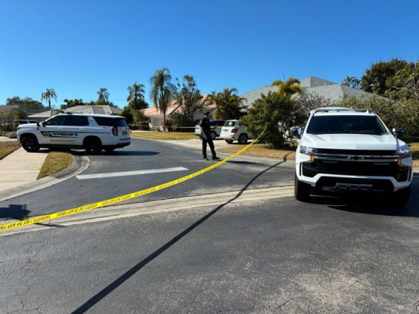 Police say two deadly shootings on Florida coasts linked by gunman