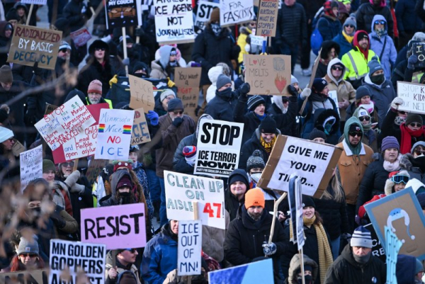 Poll: 62% oppose ICE's tactics in immigration efforts Poll: 62% oppose ICE's tactics in immigration efforts