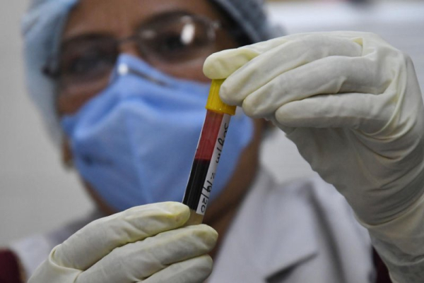 Simple blood tests can predict Alzheimer's onset, researchers say