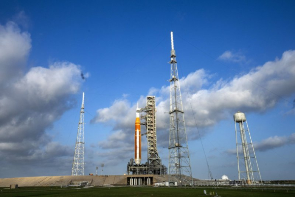 NASA starts countdown clock for Artemis II launch
